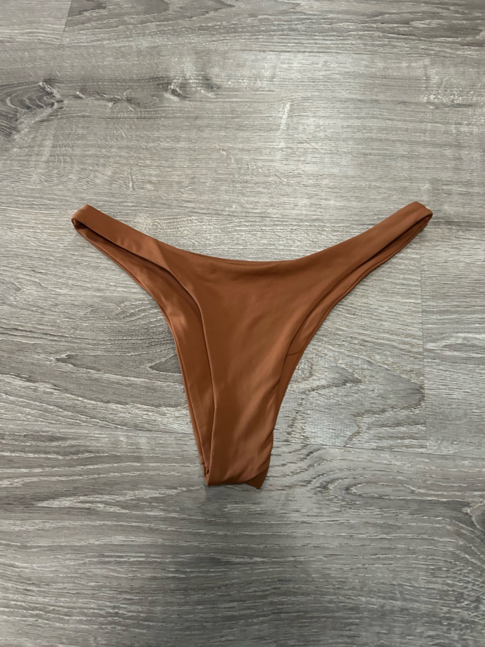 Women's High-Cut Bikini Bottom in Brown